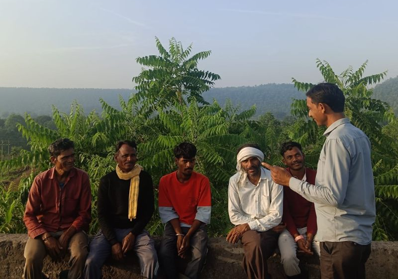 Green Chakra Champions engaging SHG farmers